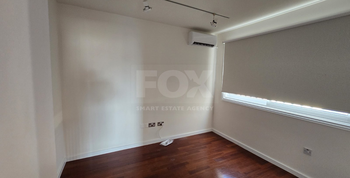 Spacious Three Bedroom Apartment Plus Office In Neapoli For Rent