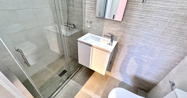 Spacious Three Bedroom Apartment Plus Office In Neapoli For Rent