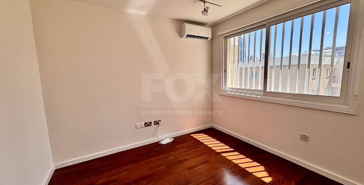 Spacious Three Bedroom Apartment Plus Office In Neapoli For Rent