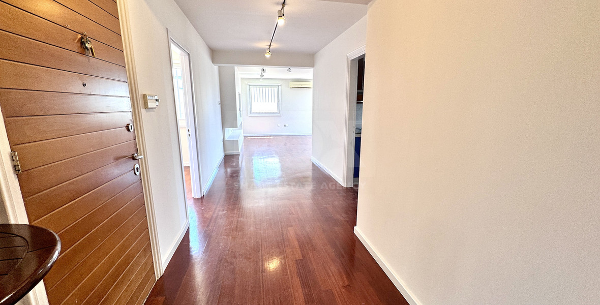 Spacious Three Bedroom Apartment Plus Office In Neapoli For Rent