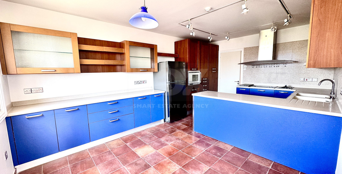 Spacious Three Bedroom Apartment Plus Office In Neapoli For Rent