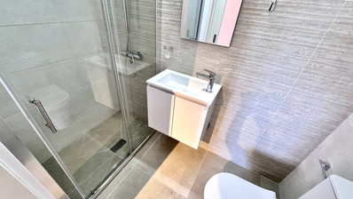Spacious Three Bedroom Apartment Plus Office In Neapoli For Rent