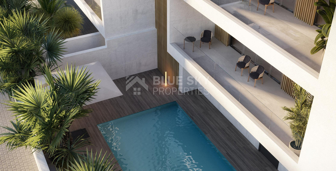 Spacious Two Bedroom Apartment with swimming pool in Popular Universal Area