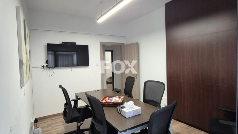 Office 100 m² for rent in Agia Zoni, Limassol, Cyprus