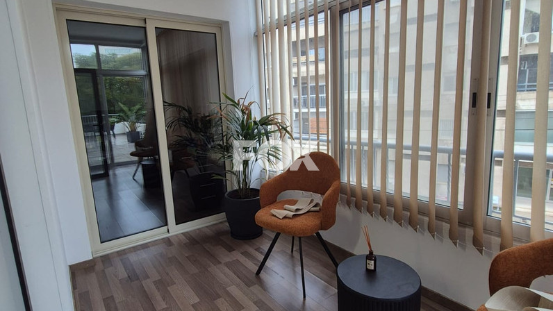 Office 100 m² for rent in Agia Zoni, Limassol, Cyprus