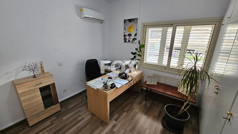 Office 100 m² for rent in Agia Zoni, Limassol, Cyprus