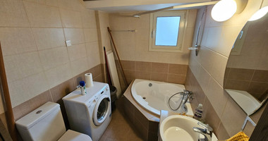 Office for Rent in Agia Zoni, Limassol – Prime Main Road Location