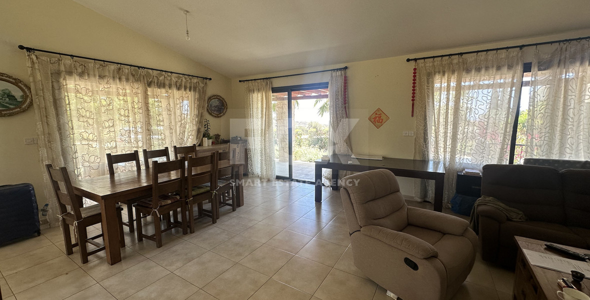 Charming three-Bedroom Detached Bungalow in Secret valley for Sale