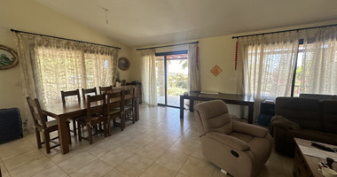 Charming three-Bedroom Detached Bungalow in Secret valley for Sale