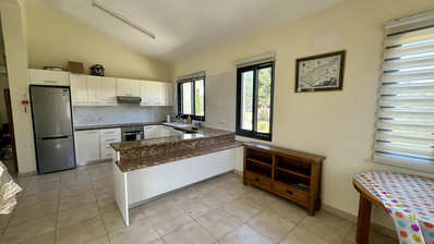 Charming three-Bedroom Detached Bungalow in Secret valley for Sale