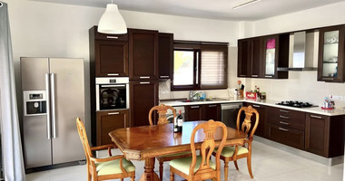 For sale Three bedroom villa in Konia , Paphos