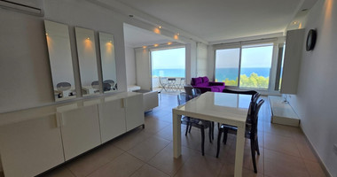 Seafront Three-Bedroom Penthouse for Rent in Germasogeia - Dasoudi Area