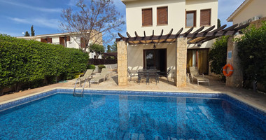 Three Bedroom Villa for Sale in the exclusive Aphrodite Hills