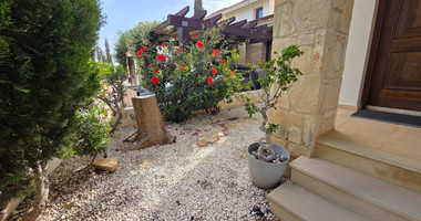 Three Bedroom Villa for Sale in the exclusive Aphrodite Hills