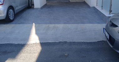Modern Three Bedroom Ground Floor Geroskipou Apartment