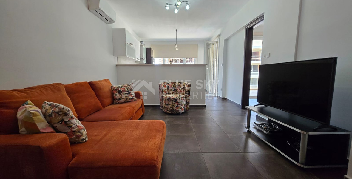 Fully Furnished Three-Bedroom Apartment for Rent Just 20m from the Sea