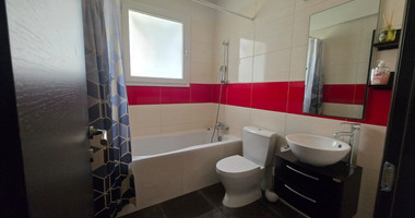 Fully Furnished Three-Bedroom Apartment for Rent Just 20m from the Sea