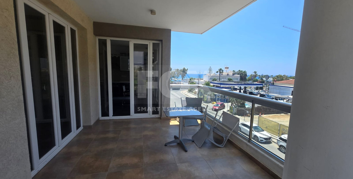 Fully Furnished Three-Bedroom Apartment for Rent Just 20m from the Sea