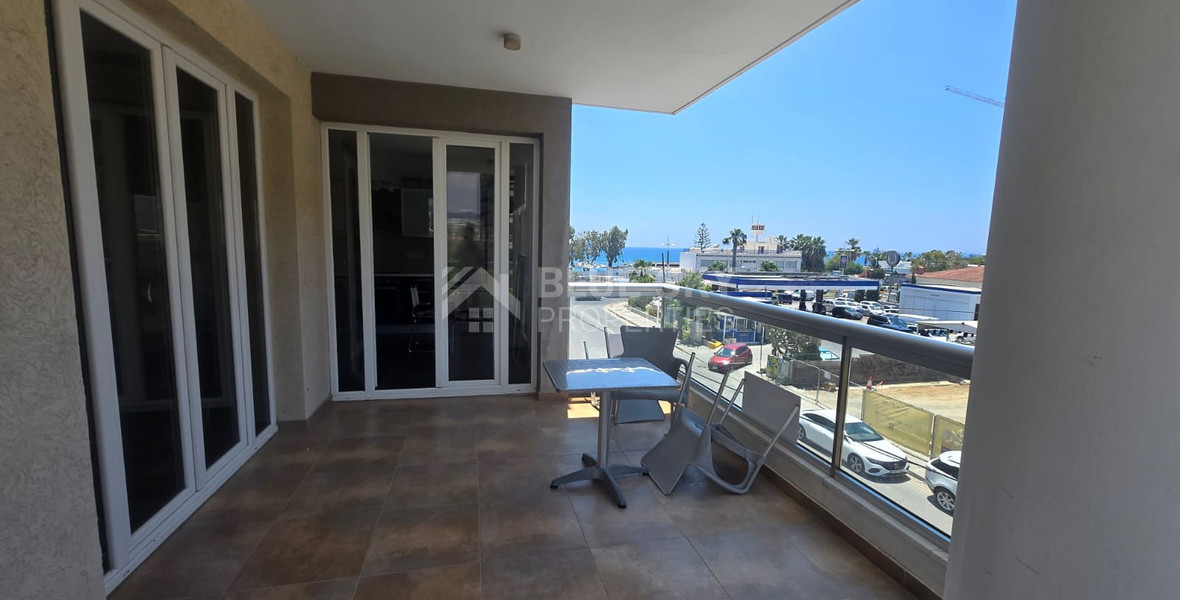 Fully Furnished Three-Bedroom Apartment for Rent Just 20m from the Sea