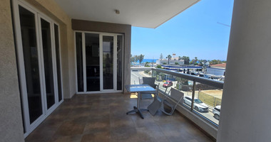 Fully Furnished Three-Bedroom Apartment for Rent Just 20m from the Sea
