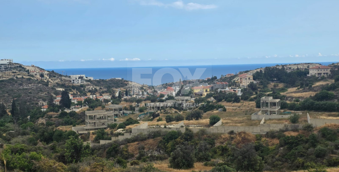 Residential Development Land for Sale in Agios Tychonas with Sea Views