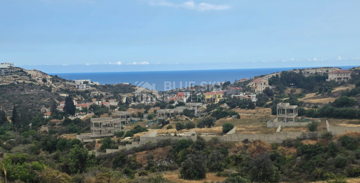 Residential Development Land for Sale in Agios Tychonas with Sea Views