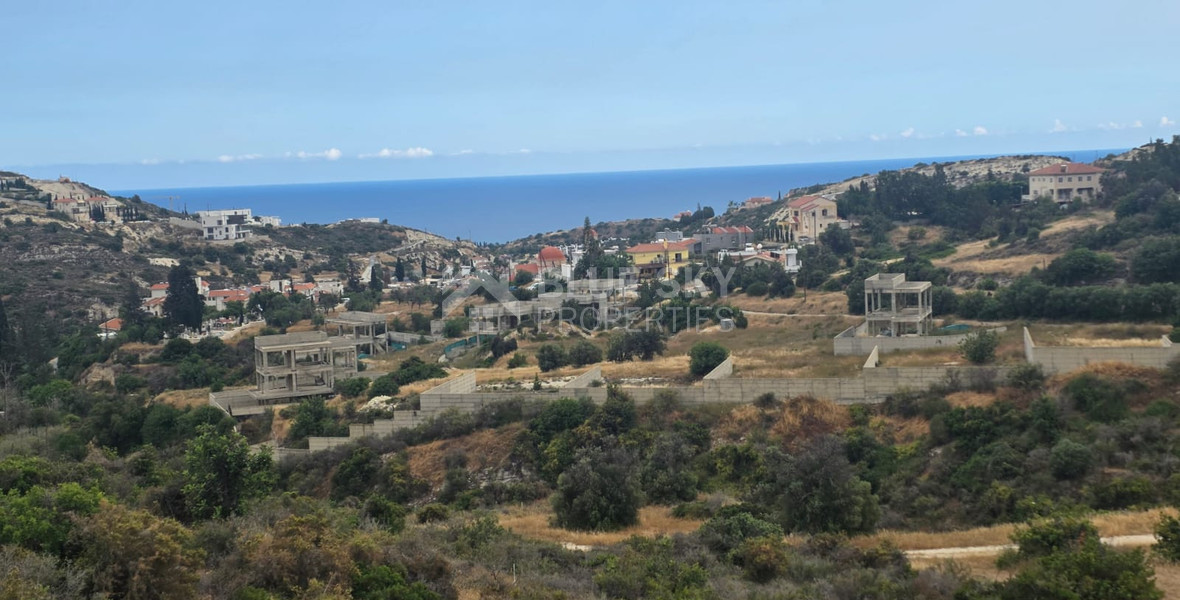 Residential Development Land for Sale in Agios Tychonas with Sea Views