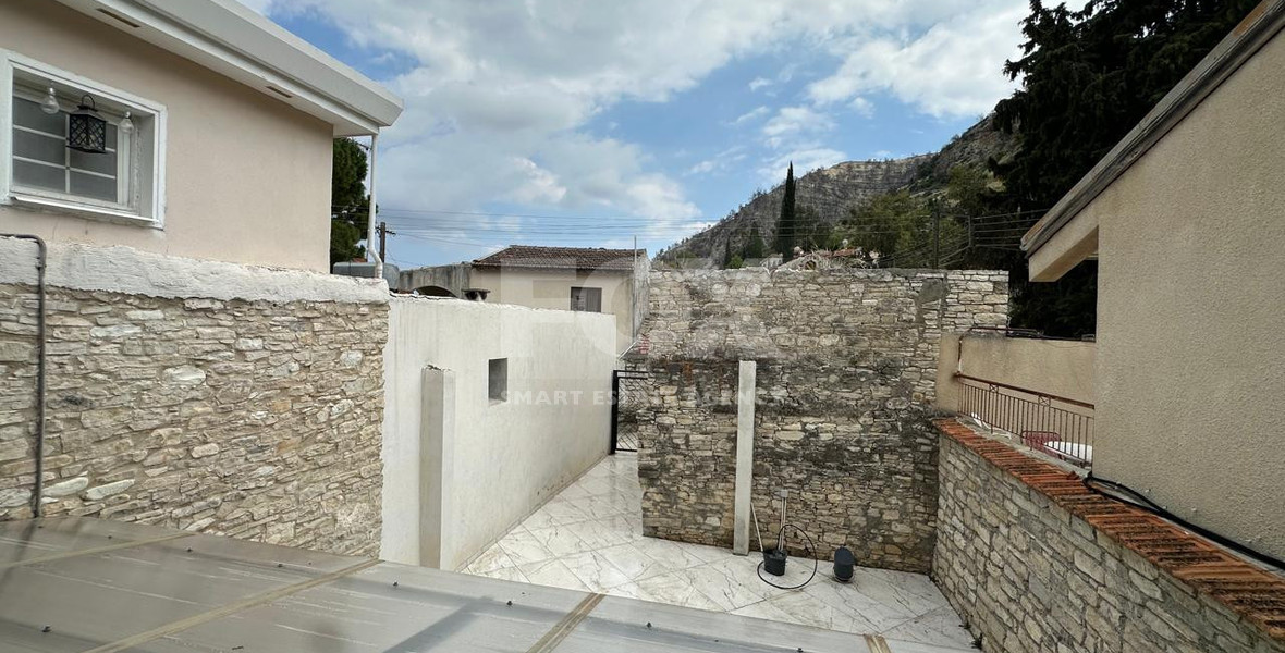 Modern Two bedroom Semi-Detached House for Sale in Agios Georgios Lemessos