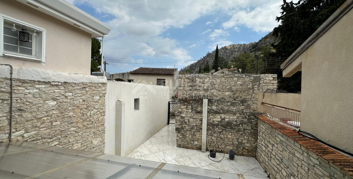 Modern Two bedroom Semi-Detached House for Sale in Agios Georgios Lemessos