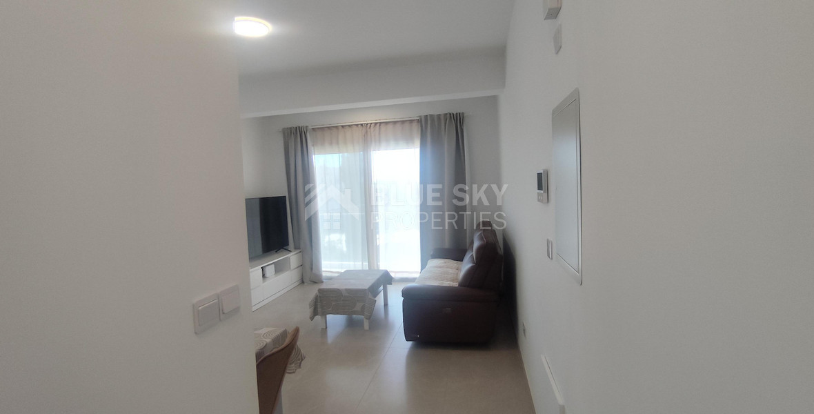 Modern 1-Bedroom Apartment with Park Views & Large Veranda – Apostoloi Petrou & Pavlou