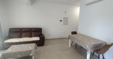 Modern 1-Bedroom Apartment with Park Views & Large Veranda – Apostoloi Petrou & Pavlou