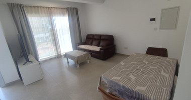 Modern 1-Bedroom Apartment with Park Views & Large Veranda – Apostoloi Petrou & Pavlou