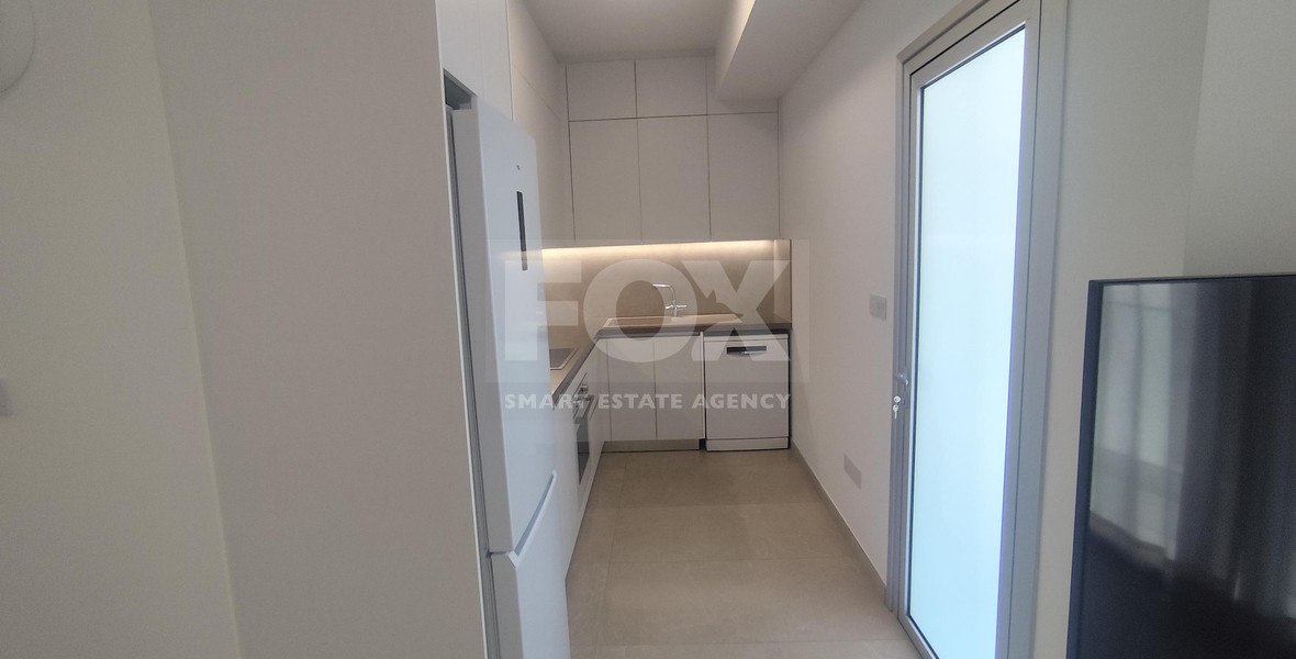 Modern 1-Bedroom Apartment with Park Views & Large Veranda – Apostoloi Petrou & Pavlou