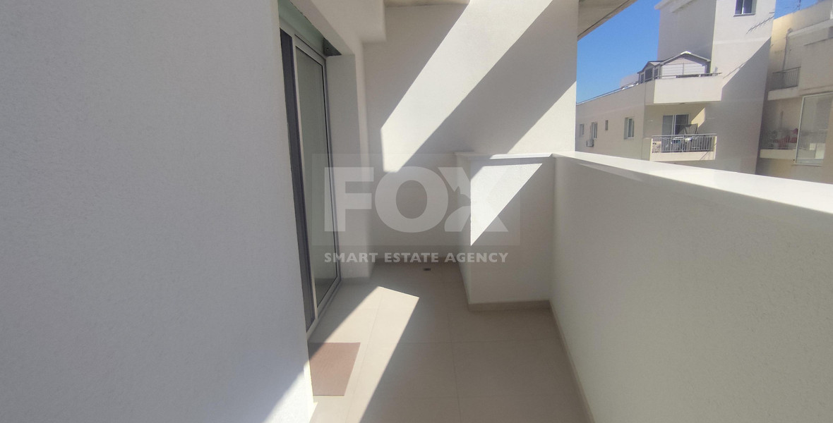 Modern 1-Bedroom Apartment with Park Views & Large Veranda – Apostoloi Petrou & Pavlou