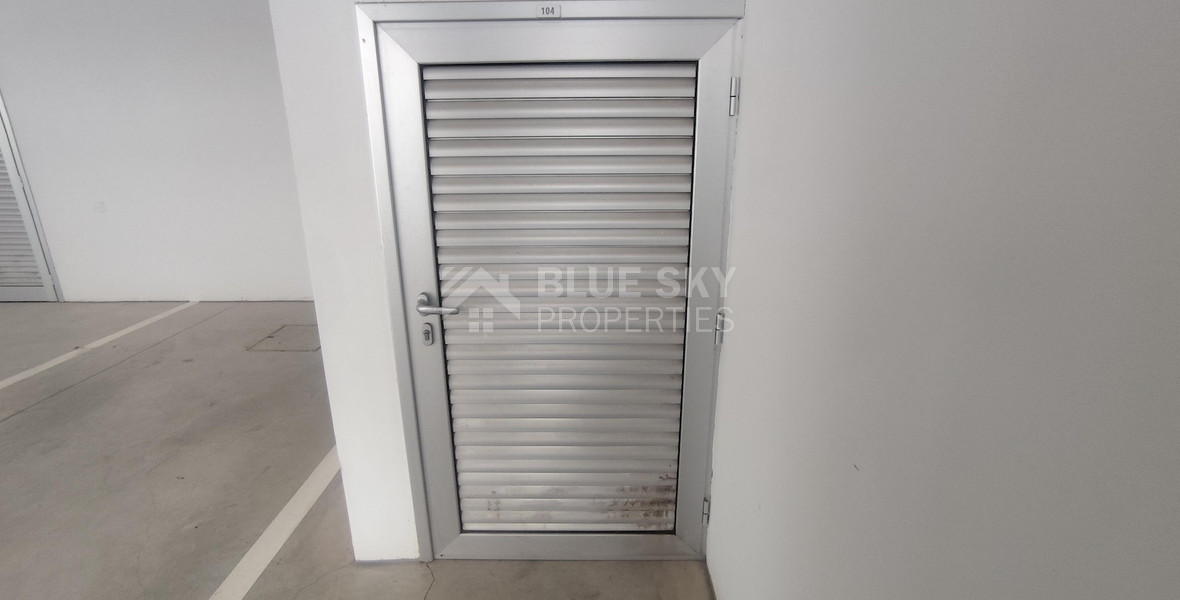 Modern 1-Bedroom Apartment with Park Views & Large Veranda – Apostoloi Petrou & Pavlou