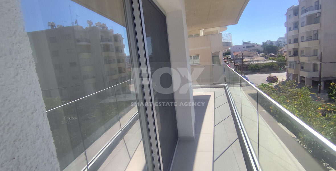 Modern 1-Bedroom Apartment with Park Views & Large Veranda – Apostoloi Petrou & Pavlou
