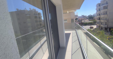 Modern 1-Bedroom Apartment with Park Views & Large Veranda – Apostoloi Petrou & Pavlou