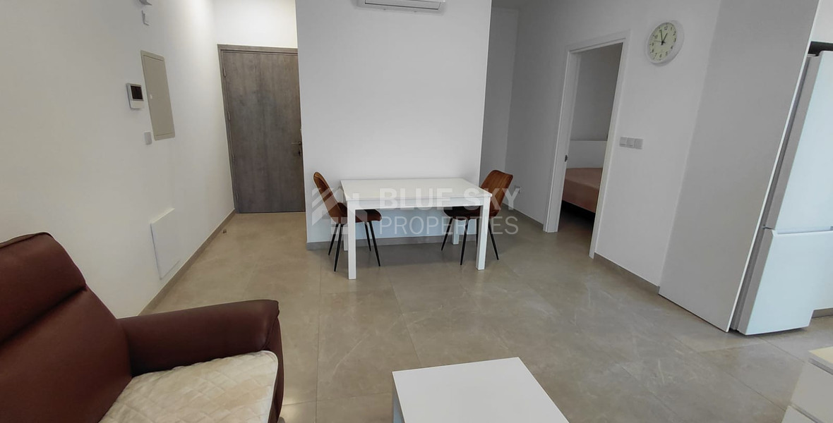 Modern 1-Bedroom Apartment with Park Views & Large Veranda – Apostoloi Petrou & Pavlou