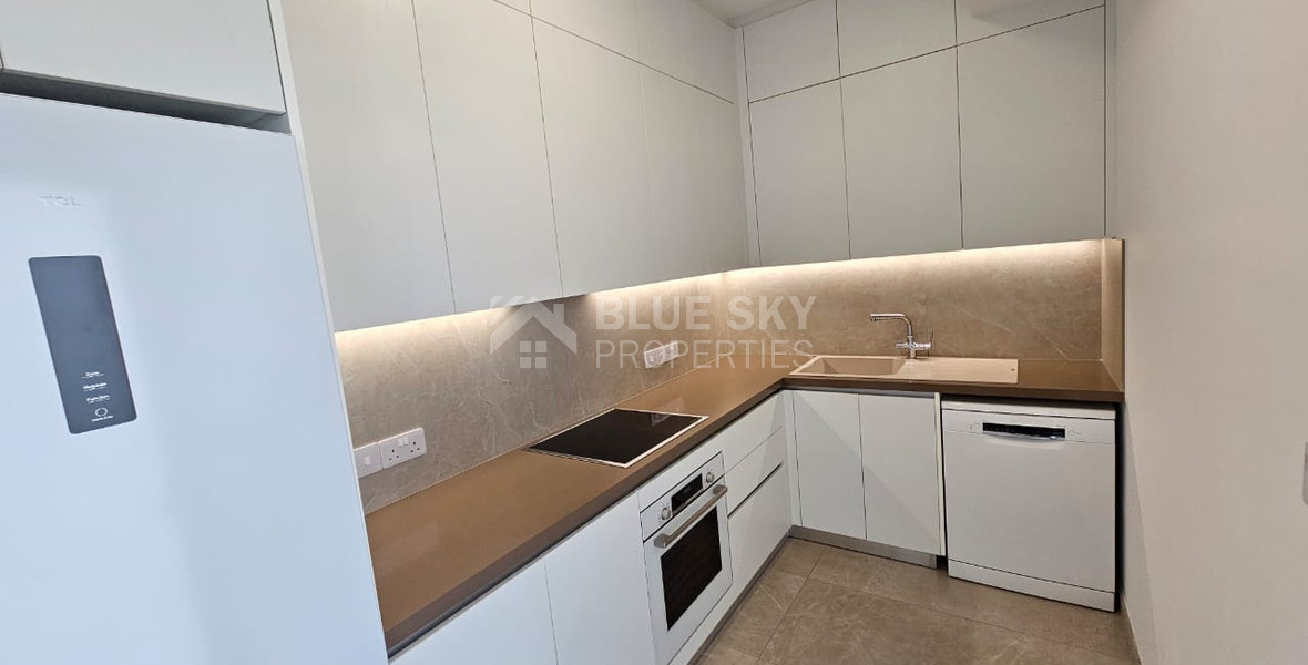 Modern 1-Bedroom Apartment with Park Views & Large Veranda – Apostoloi Petrou & Pavlou