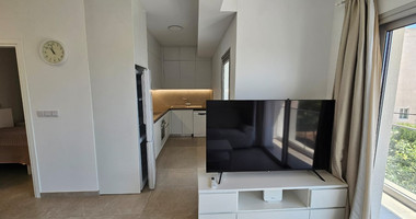 Modern 1-Bedroom Apartment with Park Views & Large Veranda – Apostoloi Petrou & Pavlou