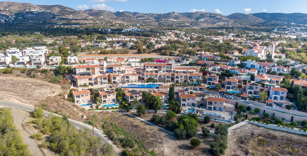 Two Bedroom Ground Floor Apartment for Sale in Tremithousa Paphos