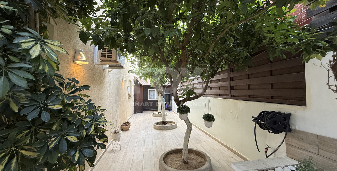 RENT: Elegant 4-Bedroom Detached Family Home IN Ekali.