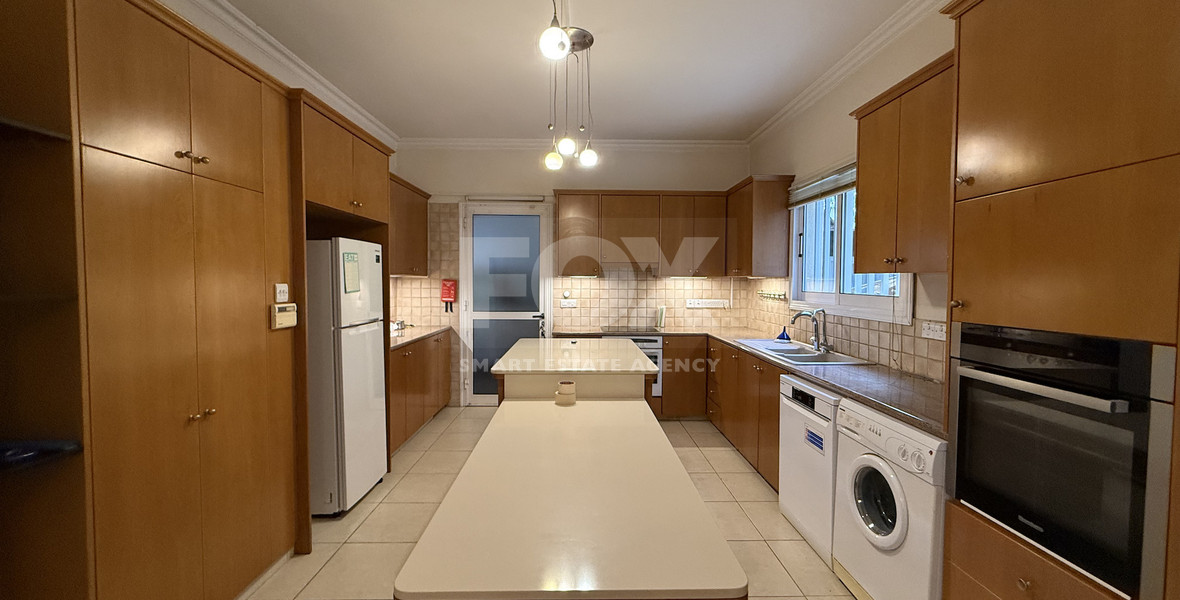 RENT: Elegant 4-Bedroom Detached Family Home IN Ekali.