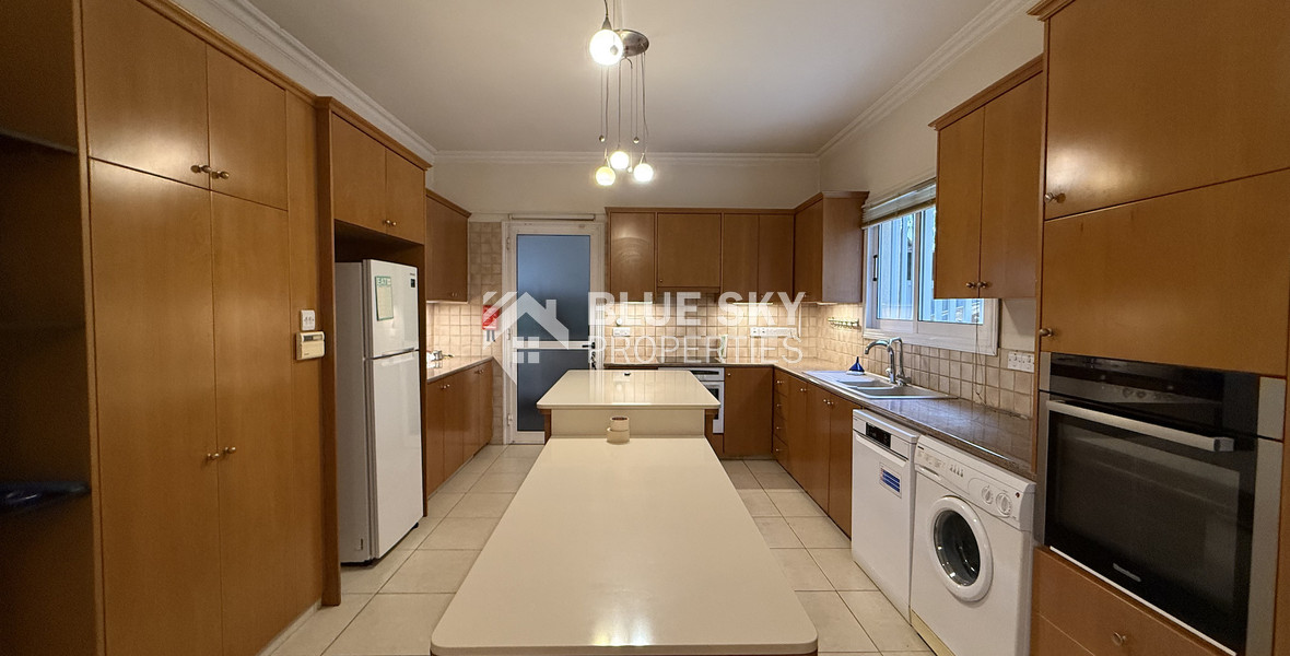 RENT: Elegant 4-Bedroom Detached Family Home IN Ekali.