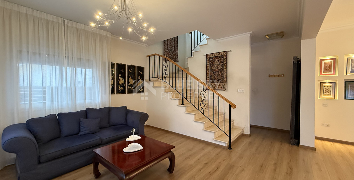 RENT: Elegant 4-Bedroom Detached Family Home IN Ekali.