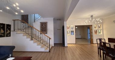 RENT: Elegant 4-Bedroom Detached Family Home IN Ekali.