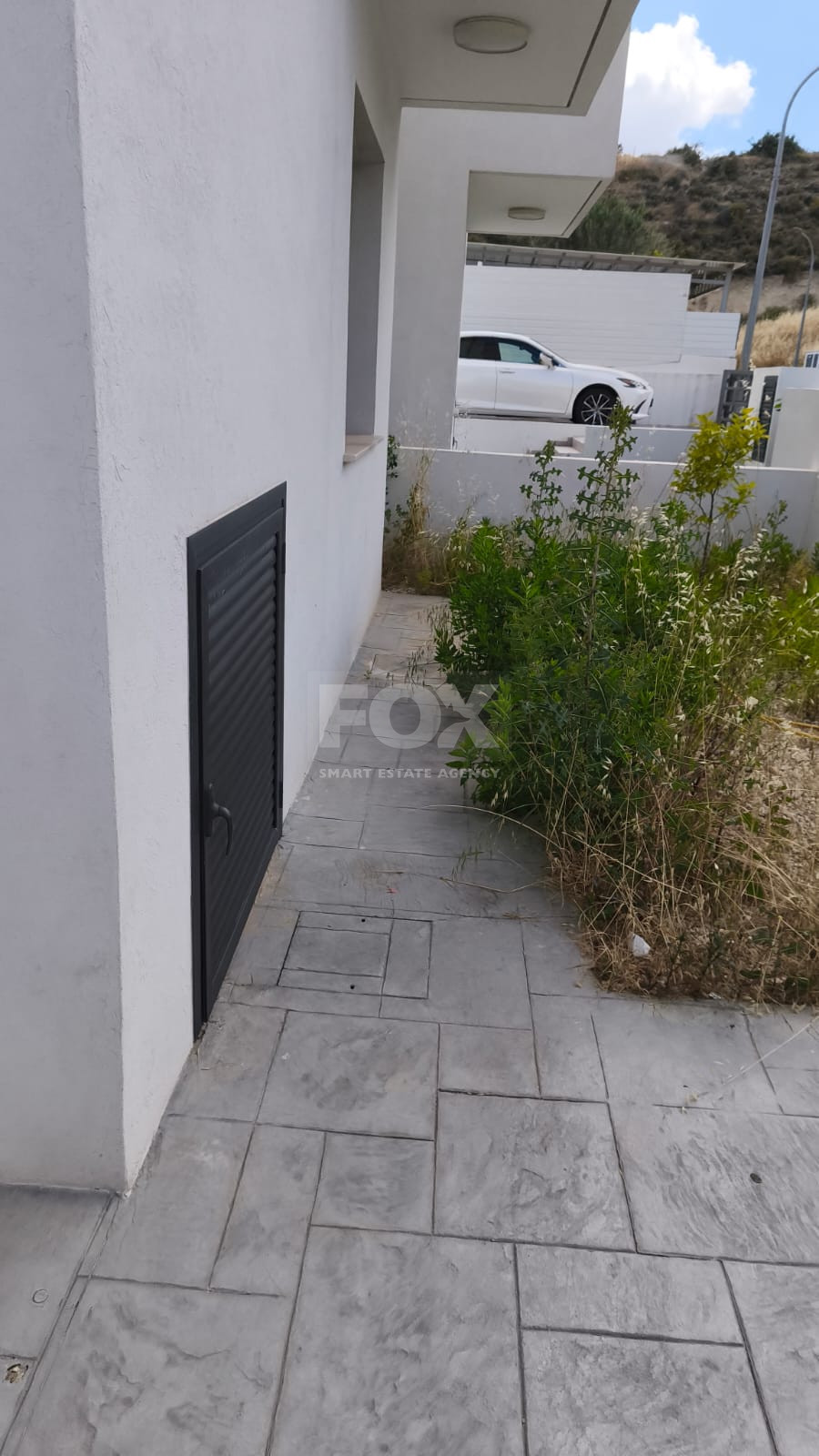Luxury 3-Bedroom House for Sale in Agios Athanasios