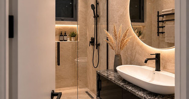 Exclusive three bedroom Whole-Floor Penthouse with Private Veranda in Paphos center, for sale