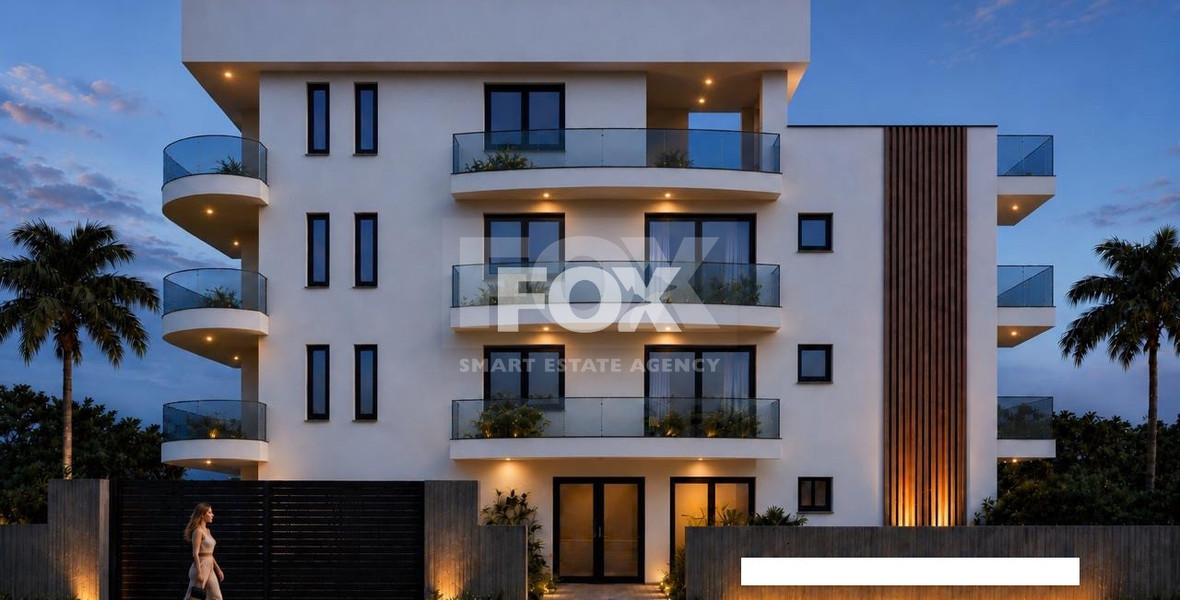 Exclusive three bedroom Whole-Floor Penthouse with Private Veranda in Paphos center, for sale