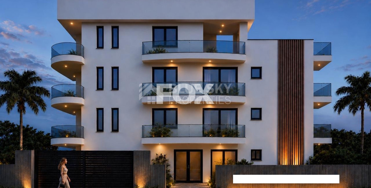 Exclusive three bedroom Whole-Floor Penthouse with Private Veranda in Paphos center, for sale